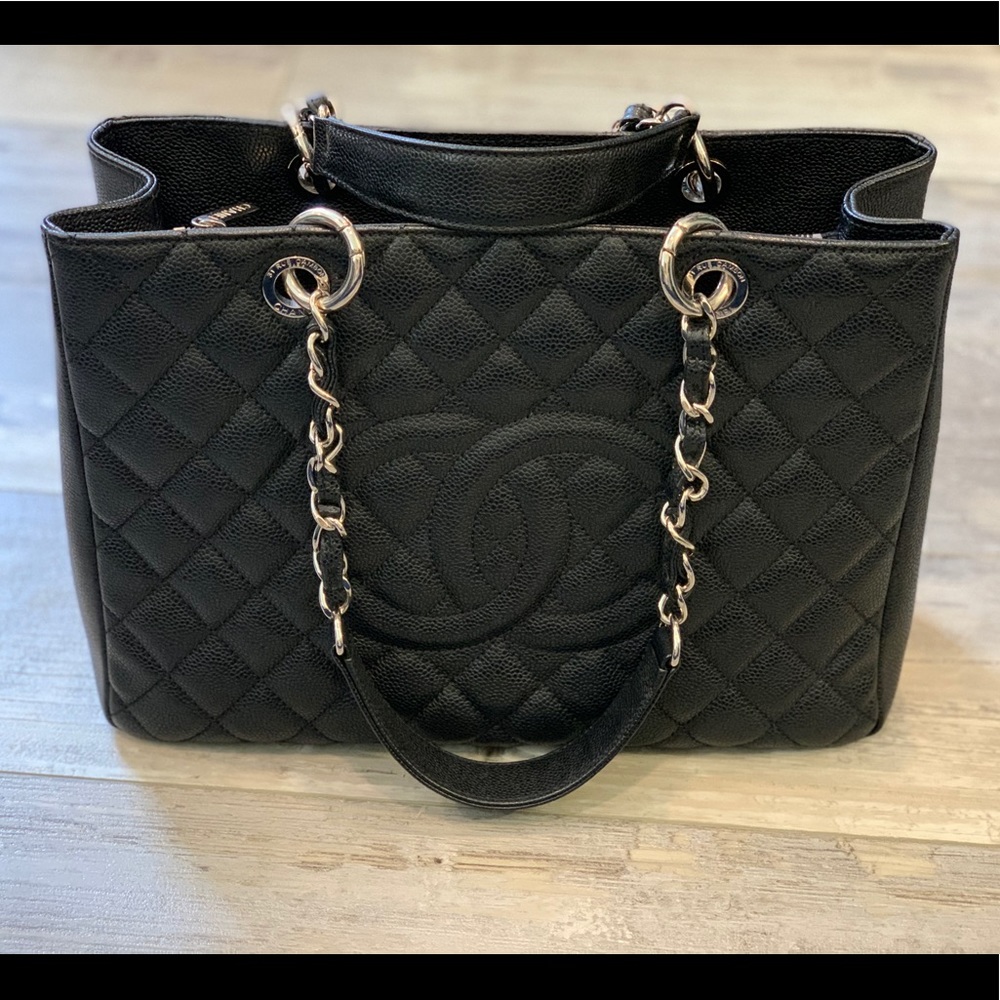 💕SOLD💕 CHANEL GST Grand Shopping Tote Black Caviar